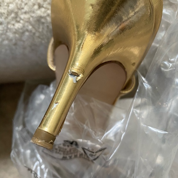 Jimmy Choo Gold Patent Leather KittenHeel Sandals - Picture 6 of 8